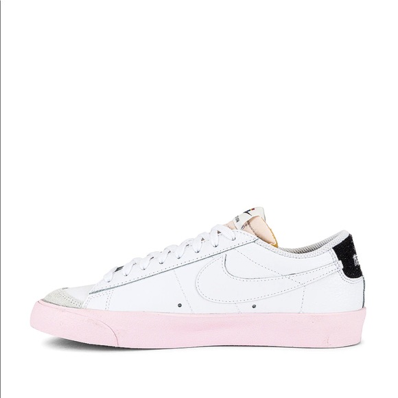 Nike Blazer Low '77 VNTG BT Sneaker Size 11 Men's NWT UNISEX Size 12.5 Woman's - Picture 7 of 16